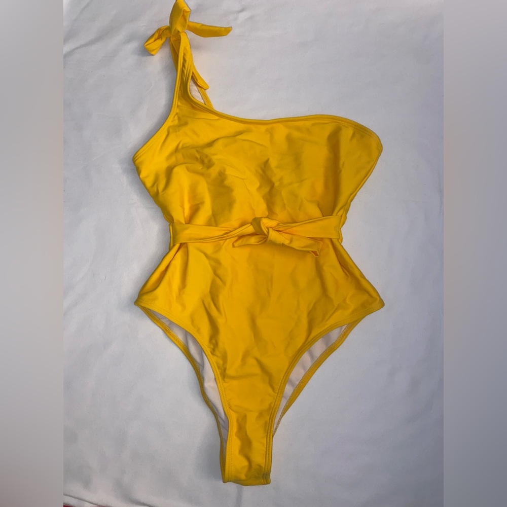 Vibrant Yellow One Shoulder One Piece Swimwear
